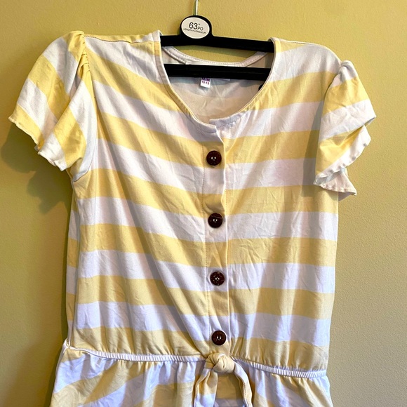Size small yellow striped shirt - Picture 1 of 5